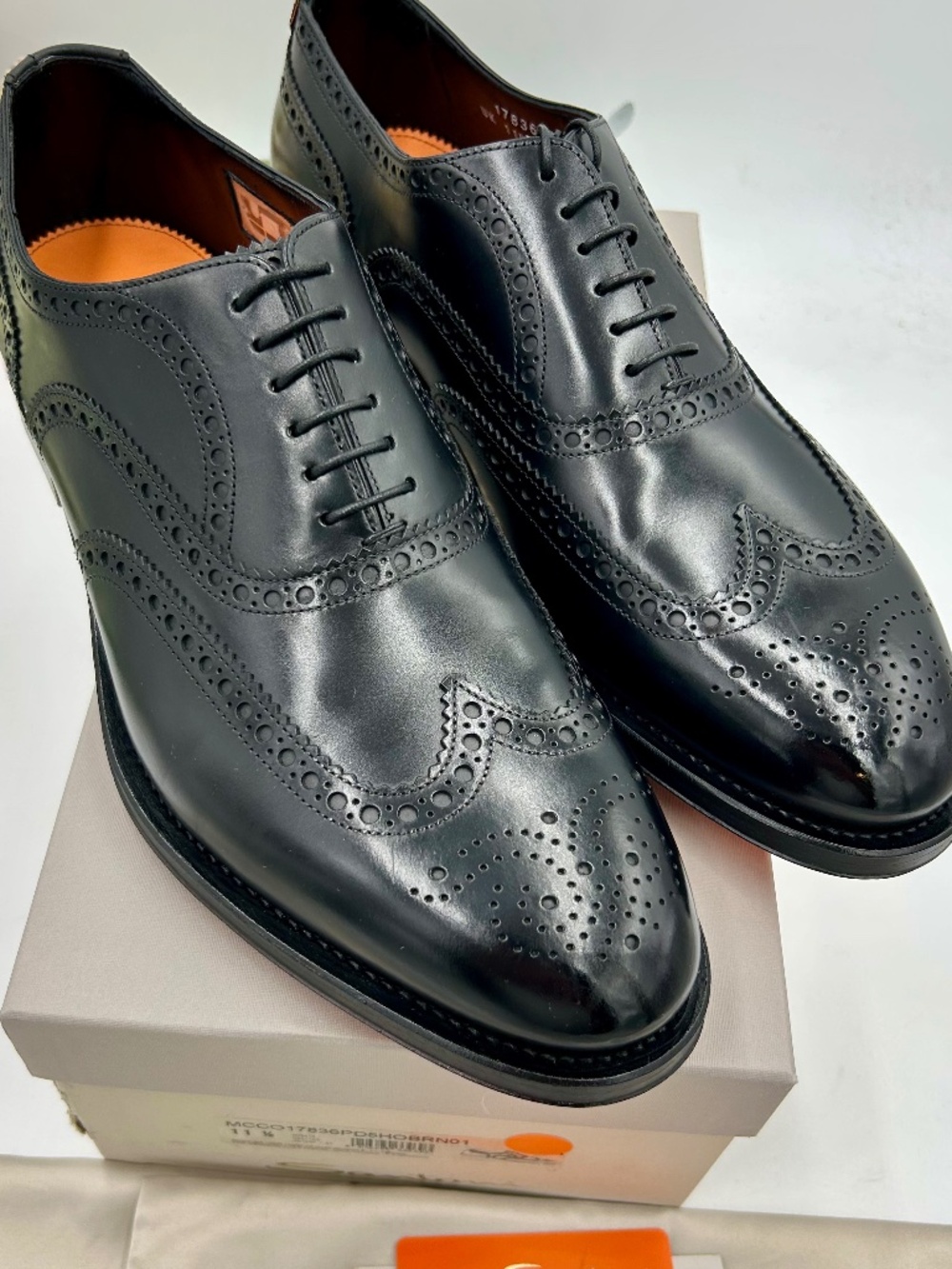 Men’s Santoni Polished Leather Oxford Brogues. Size 12.5 US. Made in Italy.